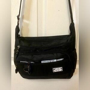 Staye Prof Black Messenger Bag